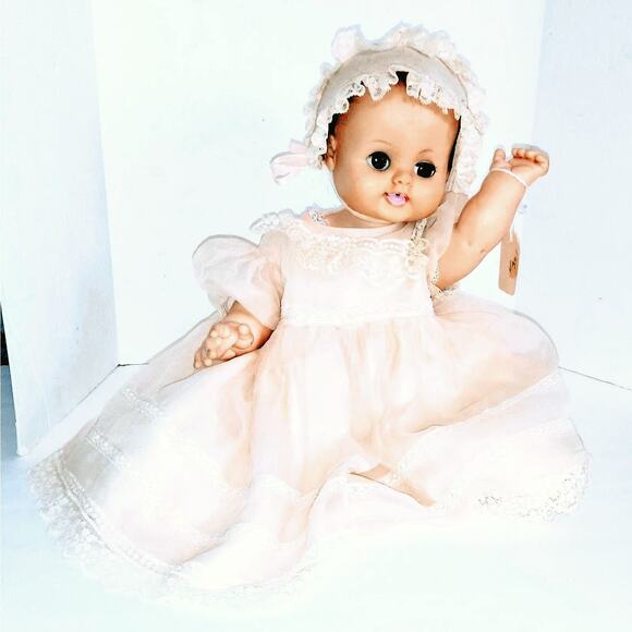 16" 1960 Madame Alexander Brown Eyed All Vinyl Baby Doll - Picture 1 of 13